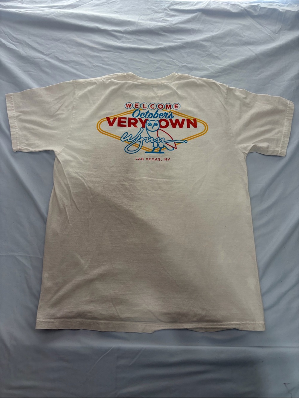 OVO October's Very Own White Short-Sleeve Las Vegas Wynn Owl Graphic Drake L